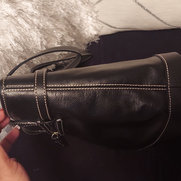 Dooney & Bourke Tote Bag and Small wallet - Picture 10 of 14